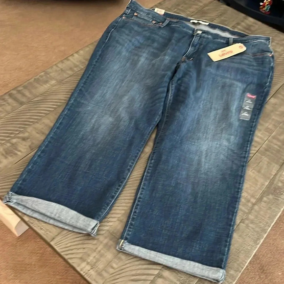 Levi’s Women’s Mid Rise Relaxed Tapered Leg Boyfriend Denim Jeans - Size 24W New - Picture 10 of 12